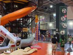 -嗨翻Hi-Fun竞技主题乐园·蹦床亲子生日轰趴(国光1937店)