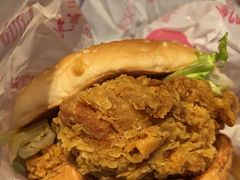 麦辣鸡腿堡-麦当劳(龙之梦购物中心店)