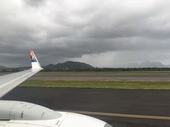 -西沃古尔·拉姆古兰爵士国际机场