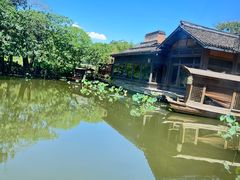 -绿茶餐厅(龙井船宴· 品牌总店)