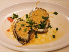 蒜蓉粉丝蒸鲜鲍-涌上外婆桥(南塘店)