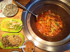 -山河屯铁锅炖鲜鹅·东北菜(开发区一店)