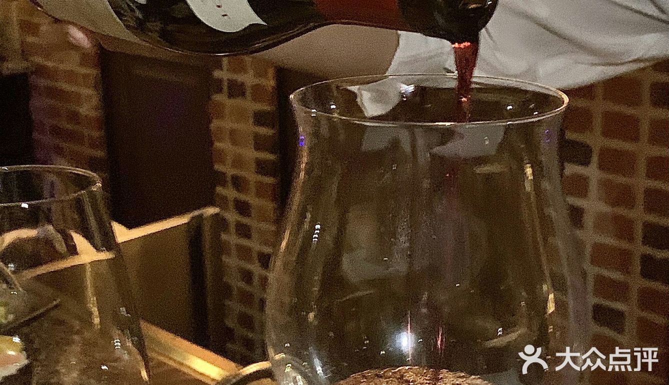 WHY Wine ｜杭州情侣约会浪漫指数