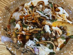 -八一路好吃街(雨田商务大厦店)