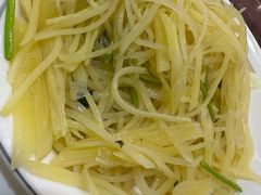 -崮乡圣水坊赵家炒鸡(花都店)