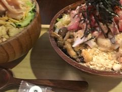 三文鱼金枪鱼八爪鱼脚虾仁波奇饭-Poke lemon海鲜波奇饭·柠檬茶(金碧开放小区店)
