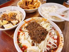 -小谭豆花(西大街店)
