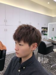 -川和潮人