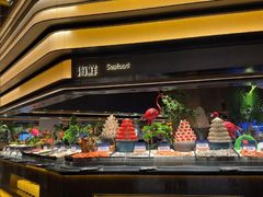 -钱小奴海鲜自助黑金店(杭州滨江龙湖店)