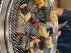 -围炉肉舍•炭烤活鳗•丹东海鲜烤肉(步行街店)