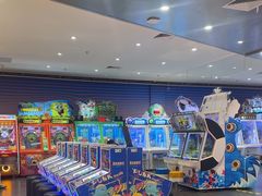 -反斗乐园π·电玩·高空拓展·蹦床(龙华天虹店)