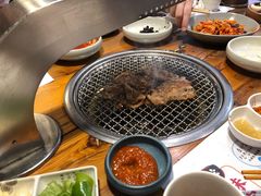 -草家酱蟹炭火烤肉店(珲春南路一店)