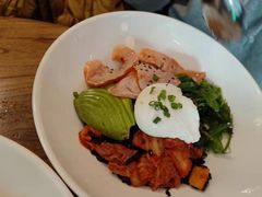 炙烤三文鱼拌饭-Moka Bros 摩卡站(西单大悦城店)