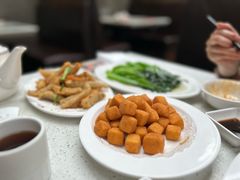 -肥仔文澳门猪骨煲(南京西路店)