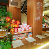 在书店里喝冰奶茶｜心静自然凉[打勾]