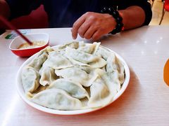-鲜鲜锅贴(荆山路店)