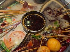 -佰人王串串香火锅(洋珠巷店)