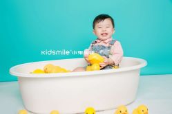 -小鬼当佳儿童摄影(河北保定店)