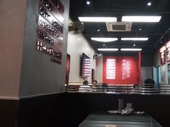 -许哥东北烧烤·铁丳烤串·宫后夹肉(繁花中心店)