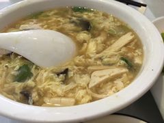 酸辣汤-李连贵酒家熏肉大饼(昆明街店)