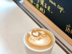 燕麦拿铁-Manner Coffee(大宁国际商业广场店)