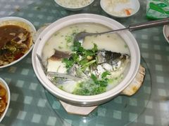 -天乐农家鱼头王(天目湖店)