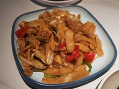 -柳喜辣·烧烤酒局(跃进总店)