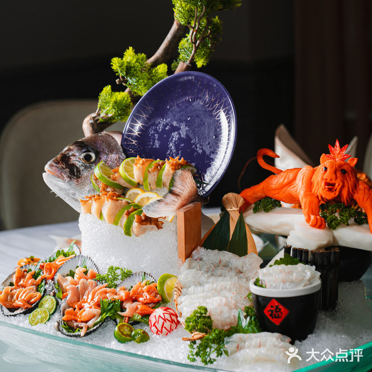 广州探店 | 全新“海鲜市场”，青龙虾只要￥99/只！