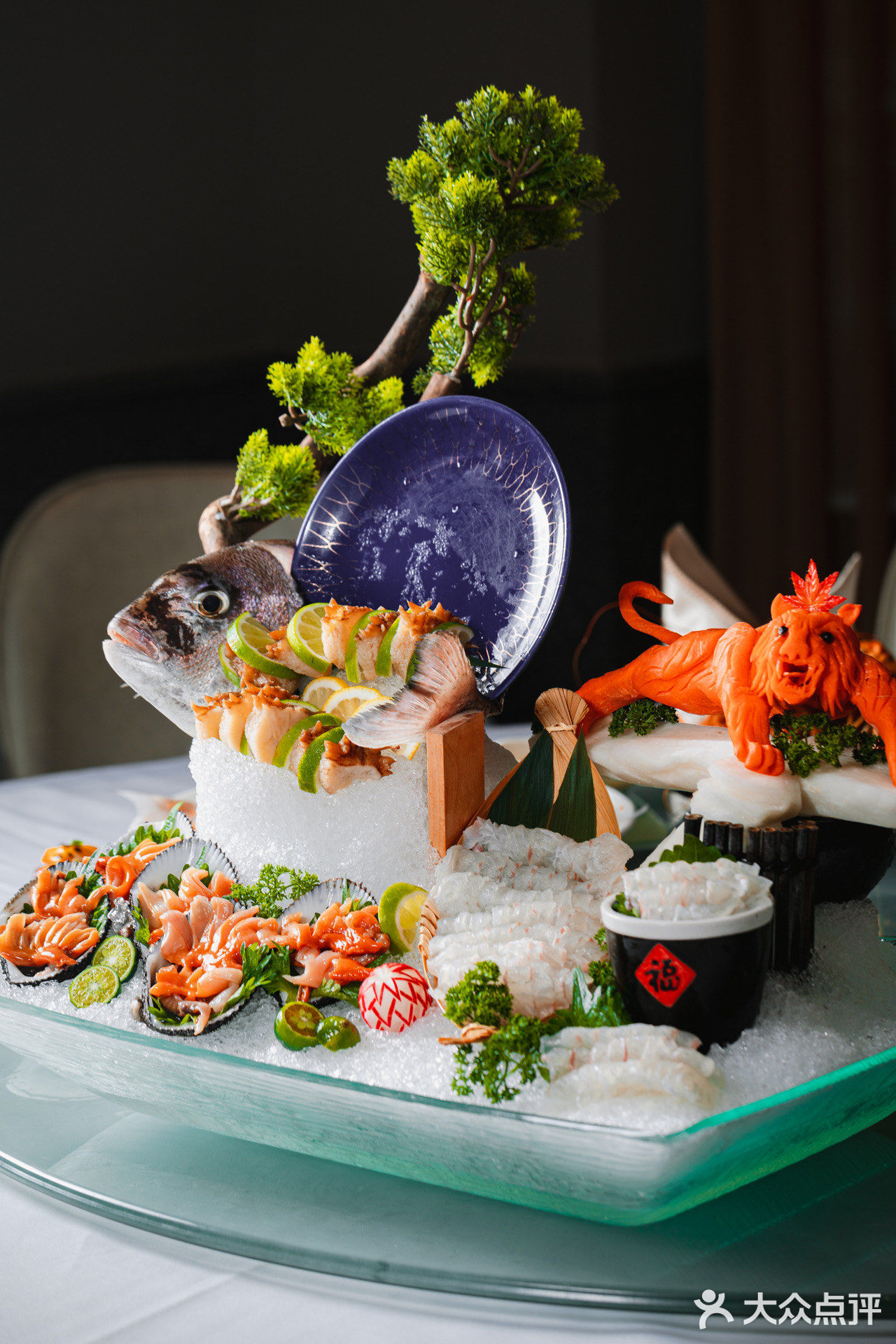 广州探店 | 全新“海鲜市场”，青龙虾只要￥99/只！