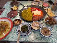 -鸿姐老火锅(疁城新天地店)