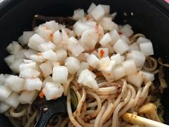 肉酱拌螺狮粉-柳大厨螺蛳粉(人民路总店)
