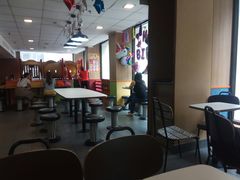 大堂-麦当劳(中山八路店)