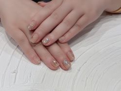 -沫儿·美甲美睫·半永久·皮肤管理