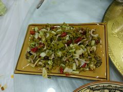 -乡土特色.冷锅鱼.牦牛肉汤锅