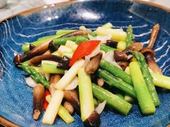 -披云云小馆·味道江湖(姚家园万象汇店)