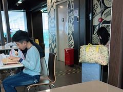 -麦当劳(深圳北站高铁店)