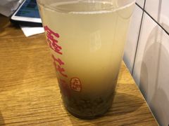 -鑫花溪牛肉米粉(人民广场店)