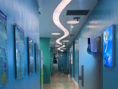 -Swim斯卫姆国际儿童游泳中心(红博中央公园店)