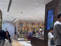 -VENCHI 闻绮(北京国贸商城店)