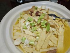 腊肉鞭笋锅-木子山庄·安徽省老字号·中国炖锅宴
