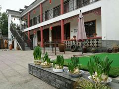 -龙湖东院农庄(乡间小路店)