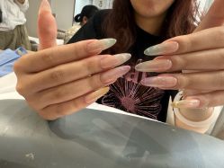 -UGIRL有个美甲