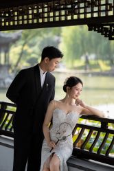 -雪中彩影婚纱摄影·微光艺术中心