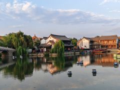 -湖光月色临湖音乐餐厅(台儿庄古城店)
