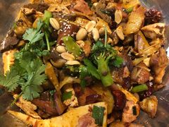 -拿渡麻辣香锅(世茂广场·工三店)