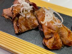 炙烧牛肉寿司-羽寿司(东方宝泰店)