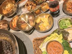 -草家酱蟹炭火烤肉店(珲春南路一店)