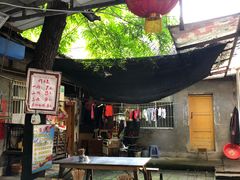 -刘二姐肥肠米粉(总店)