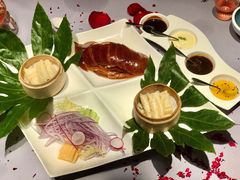 梧桐四味烤鸭-梧桐北京烤鸭·铜锅涮肉(海岸城店)