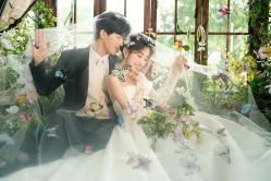 -雪中彩影婚纱摄影·微光艺术中心